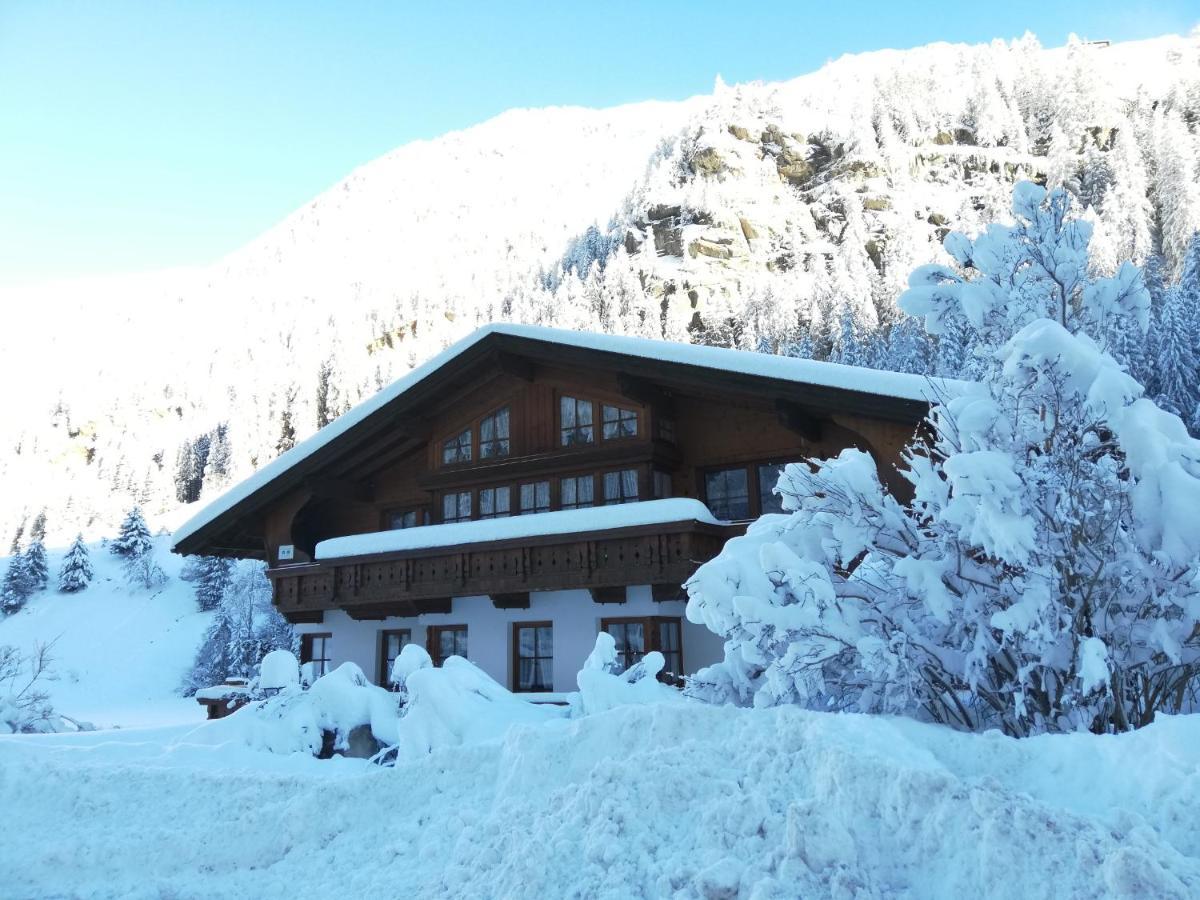Haus Alpengruss Hotel Sankt Leonhard im Pitztal Exterior photo